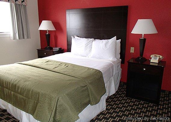 Quality Suites Хант-Вэлли Экстерьер фото